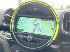●ＭＩＮＩ純正ナビ：一体感のあるナビは、高級感ある車内を演出してくれます。オーディオ機能も充実しておりますので、運転もより楽しめます♪ 4