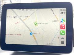 ●Ａｐｐｌｅ　Ｃａｒ　Ｐｌａｙ：スマホとの有線接続で、ナビ・オーディオ再生などスマホのアプリ機能が画面でも使える便利機能です！ 4