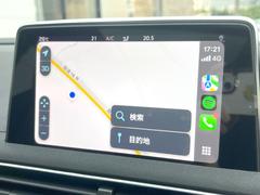 ●Ａｐｐｌｅ　Ｃａｒ　Ｐｌａｙ：スマホとの有線接続で、ナビ・オーディオ再生などスマホのアプリ機能が画面でも使える便利機能です！ 7