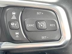 �������ץƥ��֥��롼������ȥ����롧���μ֤Ȥμִֵ�Υ�����ˤȤ�Ĥġ�����®�٤Ǽ�ư���Ԥ��Ƥ���뼡����Υ��롼������ȥ����롪��˹�®ƻϩ�伫ư������ƻϩ�ǻ��Ѥ��������ʵ�ǽ�Ǥ��� 6