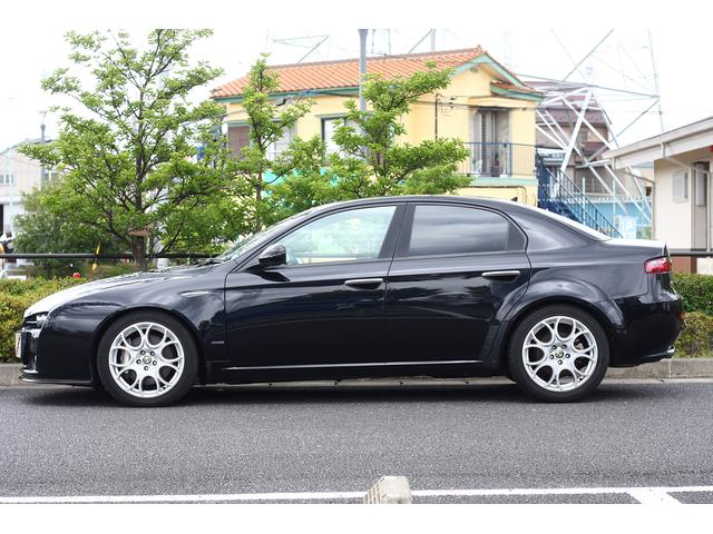 3.2JTS Q4Qトロディスティンクティブ(3枚目)
