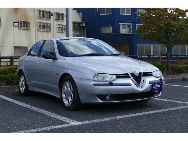 アルファ156 2.5 V6 24V 右H 6MT シルバー(3枚目)