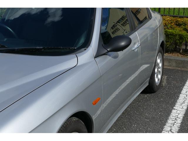 アルファ156 2.5 V6 24V 右H 6MT シルバー(8枚目)