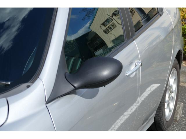 アルファ156 2.5 V6 24V 右H 6MT シルバー(12枚目)