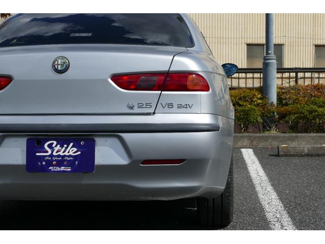 アルファ156 2.5 V6 24V 右H 6MT シルバー(15枚目)
