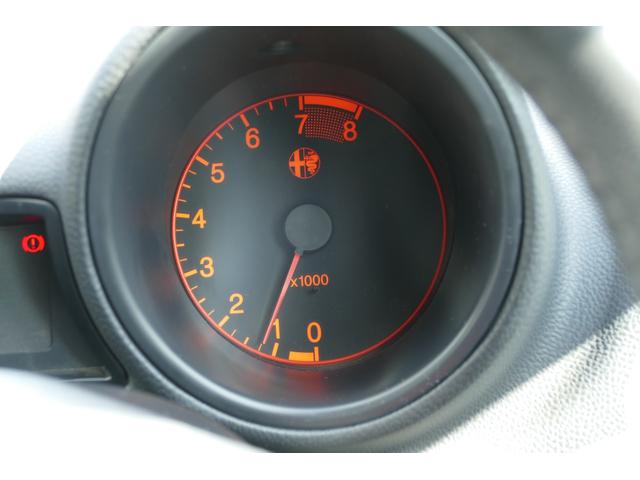 アルファ156 2.5 V6 24V 右H 6MT シルバー(21枚目)