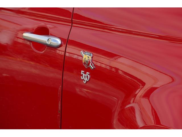 アバルト５９５ ベースグレード　左Ｈ　５ＭＴ　赤（17枚目）