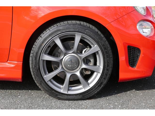 アバルト５９５ ベースグレード　左Ｈ　５ＭＴ　赤（18枚目）