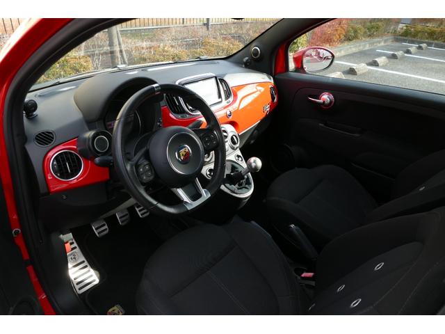 アバルト５９５ ベースグレード　左Ｈ　５ＭＴ　赤（21枚目）