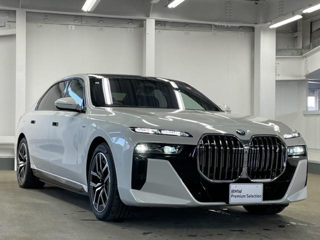 ＢＭＷ ｉ７