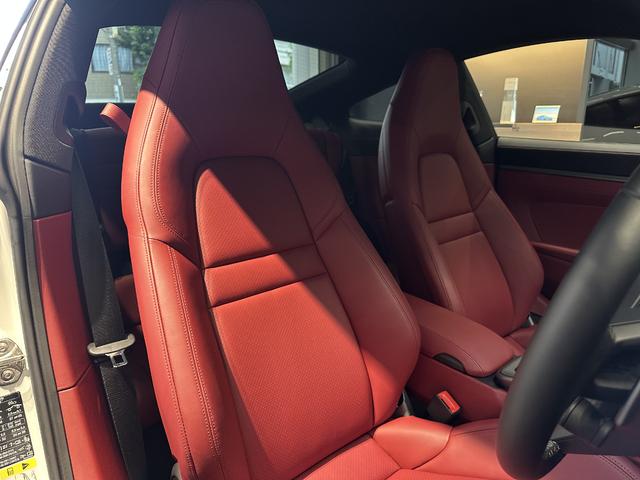 911 911カレラ 2024年モデル 右H 新車保証継承 スポーツクロノ トラフィックジャムアシスト付ACC レーンチェンジアシスト PDLSプラス付LEDヘッドライト 14way電動調節スポーツシート/シートメモリ(10枚目)