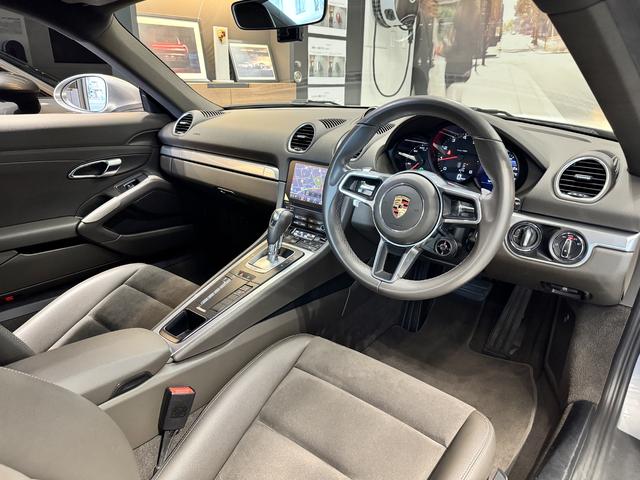 718ケイマン 718ケイマン 2018年モデル 右H 認定中古車保証付 スポーツクロノ PDLS付ティンテッドバイキセノンヘッドライト エントリー&ドライブ パークアシスト+リアカメラ パワーステアリングプラス シートヒーター(8枚目)