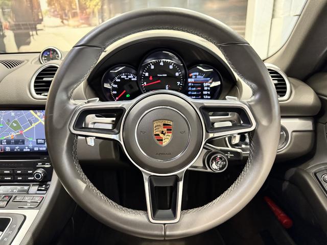 718ケイマン 718ケイマン 2018年モデル 右H 認定中古車保証付 スポーツクロノ PDLS付ティンテッドバイキセノンヘッドライト エントリー&ドライブ パークアシスト+リアカメラ パワーステアリングプラス シートヒーター(11枚目)