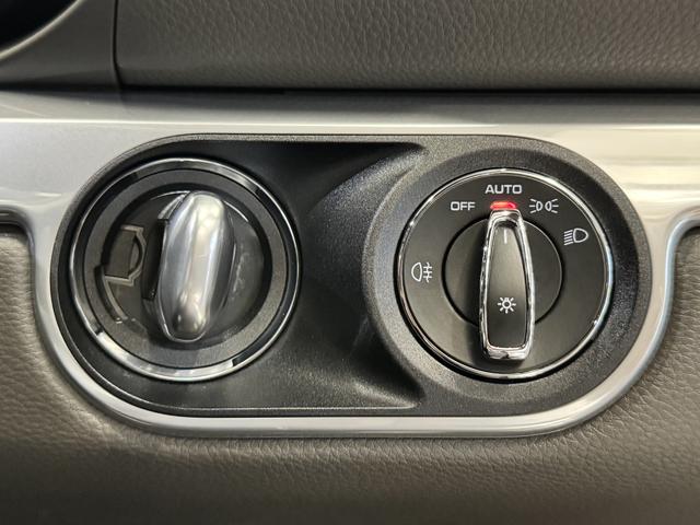 718ケイマン 718ケイマン 2018年モデル 右H 認定中古車保証付 スポーツクロノ PDLS付ティンテッドバイキセノンヘッドライト エントリー&ドライブ パークアシスト+リアカメラ パワーステアリングプラス シートヒーター(17枚目)