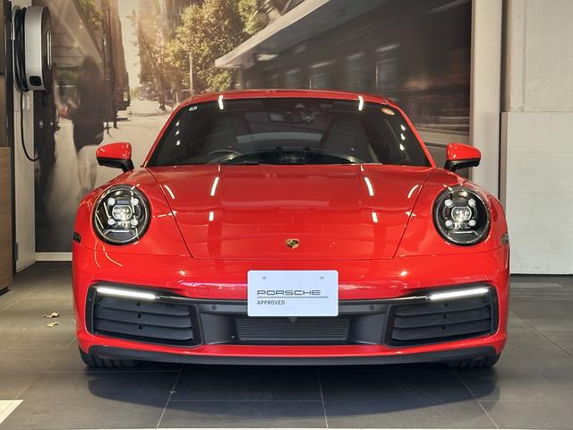 ９１１ ９１１カレラ　２０２０年モデル　右Ｈ　認定中古車保証付　スポーツクロノ　ＰＤＬＳプラス付ＬＥＤライト　パワーステアリングプラス　２０／２１インチクラシックホイール　１４ｗａｙ電動スポーツシート／メモリーパッケージ（2枚目）