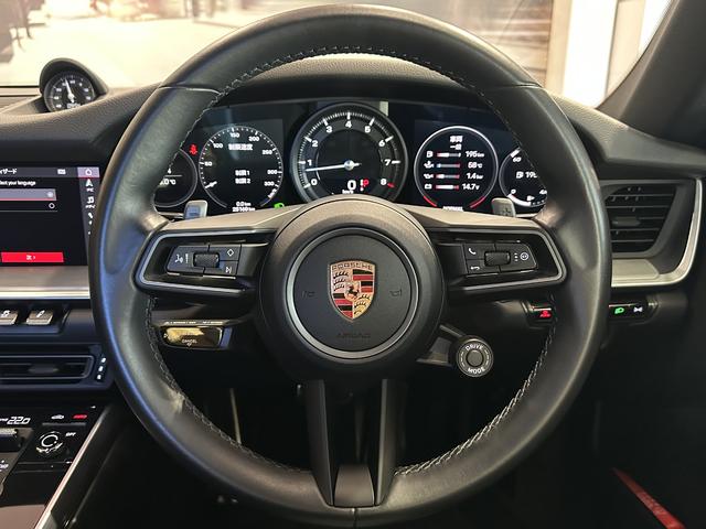 ９１１ ９１１カレラ　２０２０年モデル　右Ｈ　認定中古車保証付　スポーツクロノ　ＰＤＬＳプラス付ＬＥＤライト　パワーステアリングプラス　２０／２１インチクラシックホイール　１４ｗａｙ電動スポーツシート／メモリーパッケージ（11枚目）