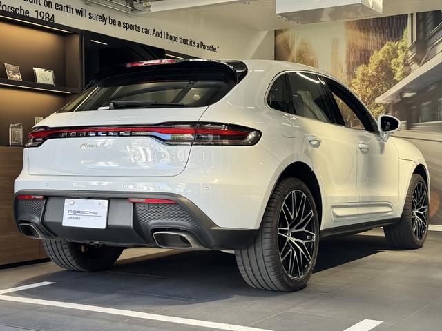 マカン マカン 2023モデル 新車保証継承+認定保証 パノラマルーフ スポーツクロノ エクステンデッドレザーパッケージ 14way電動シート/メモリーパッケージ シートベンチレーション パワーステアリングプラス(4枚目)