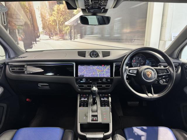 マカン マカン 2023モデル 新車保証継承+認定保証 パノラマルーフ スポーツクロノ エクステンデッドレザーパッケージ 14way電動シート/メモリーパッケージ シートベンチレーション パワーステアリングプラス(10枚目)