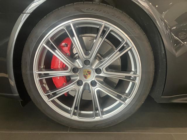パナメーラ ＧＴＳスポーツツーリスモ　２０１９年モデル　右Ｈ　認定中古車保証付　パノラマルーフ　ＰＤＣＣ　ソフトクローズ　ＬＥＤマトリックスヘッドライト　ヘッドアップディスプレイ　レーンチェンジ　リアアクスル　トラフィックジャムアシスト（7枚目）