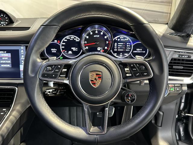 パナメーラ ＧＴＳスポーツツーリスモ　２０１９年モデル　右Ｈ　認定中古車保証付　パノラマルーフ　ＰＤＣＣ　ソフトクローズ　ＬＥＤマトリックスヘッドライト　ヘッドアップディスプレイ　レーンチェンジ　リアアクスル　トラフィックジャムアシスト（8枚目）