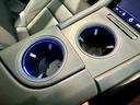 タイカン　４Ｓ　２０２４年モデル　新車保証継承　固定式パノラマルーフ　パフォーマンスバッテリープラス　パワーステアリングプラス　アンビエントライト　アクティブレーンキーピングアシスト　プライバシーガラス　４＋１シート（30枚目）