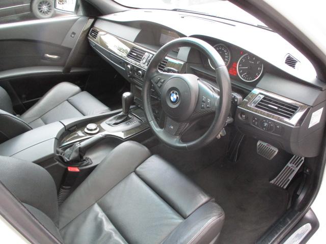 525i Mスポーツリミテッド 黒本革シート サンルーフ(16枚目)