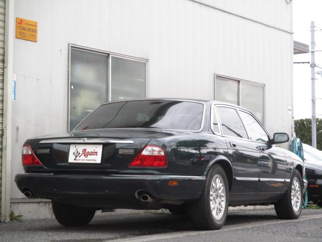 XJ エグゼクティブ本革シート地デジSDナビ53000キロ(11枚目)