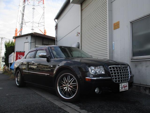5.7HEMI 正規ディーラー車最終型 右H 黒革 サンルーフ 禁煙 20AW 地デジHDDナビ パワーシート シートヒーター(9枚目)