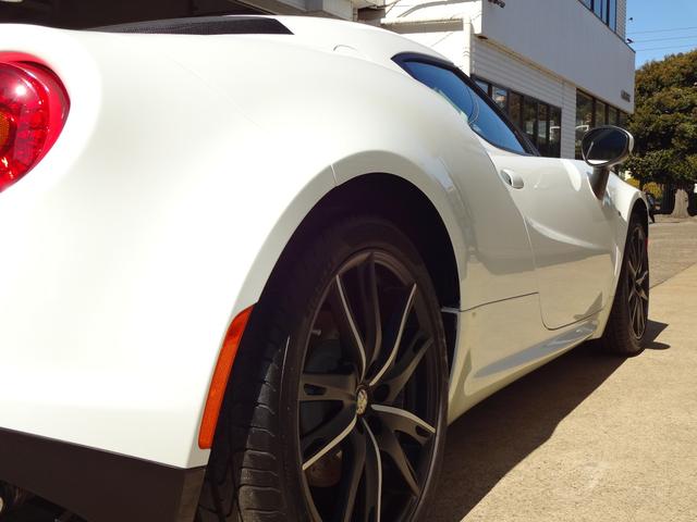 ４Ｃ ベースグレード　１オーナー　禁煙車　屋内保管　走行１０００ｋｍ　赤革シート　Ｆ１７Ｒ１８純正マットブラックホイール　フルセグナビ＋Ｂカメラ　右Ｈ用ＬＥＤヘッドライト　ＥＴＣ　スピードレーダー　ＵＳＢ（26枚目）
