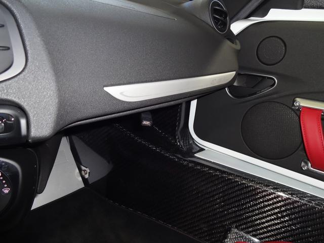 ４Ｃ ベースグレード　１オーナー　禁煙車　屋内保管　走行１０００ｋｍ　赤革シート　Ｆ１７Ｒ１８純正マットブラックホイール　フルセグナビ＋Ｂカメラ　右Ｈ用ＬＥＤヘッドライト　ＥＴＣ　スピードレーダー　ＵＳＢ（64枚目）