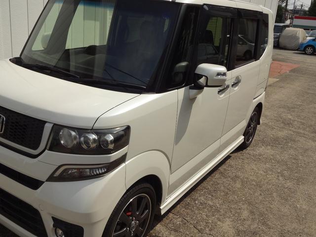 Ｎ－ＢＯＸ モデューロＸ　Ｇ・ターボパッケージ　１オーナー　禁煙車　フルセグナビ＋リアカメラ　純正１５ＡＷ　ＥＴＣ　両側Ｐスライドドア　ＨＩＤ　オートライト　クルコン　スマートキー２個　バックテーブル２個　サイドガラスシェード左右　パドルシフト（30枚目）