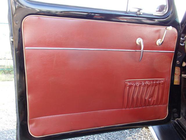 ビートル オーバル 空冷VW 1957年式 TYPE-1 OVAL 純正ステアリング 純正ホイール&キャップ  ファイヤストーンホワイトリボン 純正ボディモール  純正バンパー  純正リアクオーターポップアップウインドウ(19枚目)