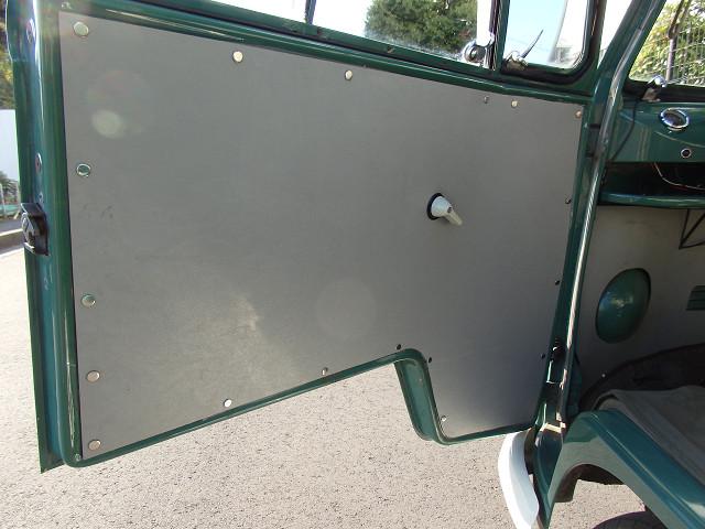 タイプII 　フロントサファリウインドウ　　サイドキャンパーウインドウ　　　ストックハイト　　純正ホイール　ホワイトリボンタイヤ（20枚目）