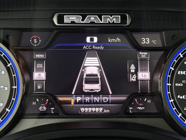 ダッジ・ラム リミテッド　ＡＷＤ　新並　１オーナー　新並　１オナ　Ｖ８　５．７Ｌ　ＨＥＭＩエンジン　３９５馬力　８速ＡＴ　後席スライドリクライニング機能　ＢＯＲＬＡマフラー　フロントグリルガード　純正エアサス　電動ステップ　トノカバー　ベッドライナー（46枚目）