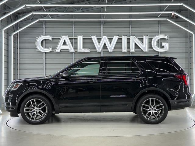 エクスプローラー スポーツ 新並 1オナ セカンドベンチシート 7人乗り 電動サードシート パノラマルーフ 後席専用モニター アップルカープレイ アダプティブクルーズコントロール 専用チューンドサスペンション シートヒーター&クーラー SONY12スピーカー(14枚目)