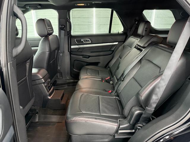 エクスプローラー スポーツ 新並 1オナ セカンドベンチシート 7人乗り 電動サードシート パノラマルーフ 後席専用モニター アップルカープレイ アダプティブクルーズコントロール 専用チューンドサスペンション シートヒーター&クーラー SONY12スピーカー(33枚目)