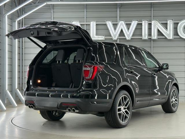 エクスプローラー スポーツ 新並 1オナ セカンドベンチシート 7人乗り 電動サードシート パノラマルーフ 後席専用モニター アップルカープレイ アダプティブクルーズコントロール 専用チューンドサスペンション シートヒーター&クーラー SONY12スピーカー(40枚目)