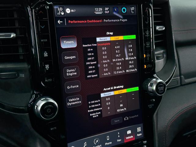 ダッジ・ラム ＴＲＸ　生産終了　Ｖ８スーパーチャージド搭載　新並　１オナ　７０２馬力　パノラマルーフ　１２インチモニター　後席リクライニングシート　アップルカープレイ　ファクトリー２インチリフトアップ　ビルシュタインショック　三分割トノカバー　スプレーインベッドライナー（49枚目）