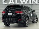 ＳＲＴ８　社外１３．６インチモニター　パノラマルーフ　ハーマンカードン１９スピーカー　アップルカープレイ　後席専用モニター　シートヒーター＆クーラー　アダプティブクルーズコントロール　カーボンインテリアパネル　ブレンボブレーキ　ステアリングヒーター（17枚目）
