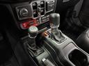 ルビコン３９２　Ｖ８　新並　電動サイドステップ　純正可変マフラー　スカイトップ　全国保証付　ＦＯＸアルミダンパー　２インチリフトアップ　アダプティブクルーズコントロール　アップルカープレイ　トレーラートウＰＫＧ　シートヒーター　ステアリングヒーター（42枚目）