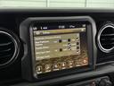 ルビコン３９２　Ｖ８　新並　電動サイドステップ　純正可変マフラー　スカイトップ　全国保証付　ＦＯＸアルミダンパー　２インチリフトアップ　アダプティブクルーズコントロール　アップルカープレイ　トレーラートウＰＫＧ　シートヒーター　ステアリングヒーター（55枚目）