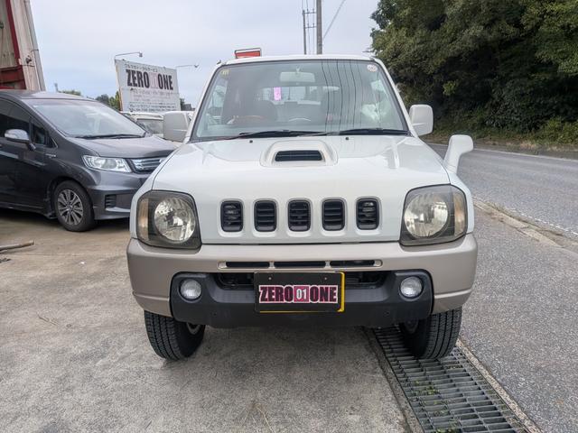 ジムニー ランドベンチャー 前席パワーウインドウ 助手席エアバック 4WD車 キーレス付 PS ABS付 取説&記録簿 電動格納式ミラー ATエアコン 外装再塗装済み(2枚目)