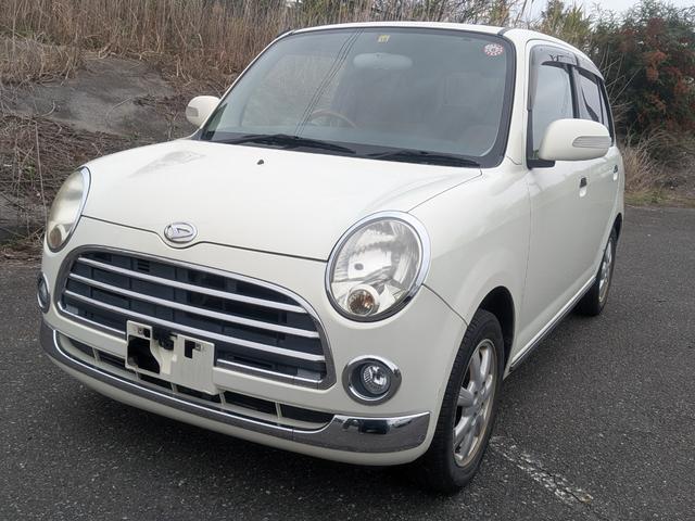 ミラジーノ プレミアムＬ　ＤＶＤ再生可能　パワーウインドウ　盗難防止装置　パワーステアリング　禁煙車　キーレスキー　運転席エアバック　ＳＤナビ　ＡＢＳ　ダブルエアバッグ　ワンセグ　記録簿　電格ドアミラー　ＡＣ（3枚目）