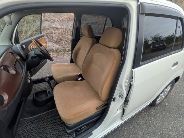 ミラジーノ プレミアムＬ　ＤＶＤ再生可能　パワーウインドウ　盗難防止装置　パワーステアリング　禁煙車　キーレスキー　運転席エアバック　ＳＤナビ　ＡＢＳ　ダブルエアバッグ　ワンセグ　記録簿　電格ドアミラー　ＡＣ（18枚目）