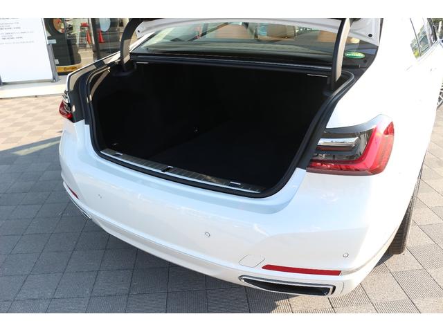 740d xDrive ラグジュアリー(28枚目)