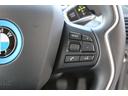 ドイツ本社と同等の教育、訓練を受けたBMW専門のメカニックが100項目にも上るポイントを徹底的にチェック!! 交換基準に達した部品は、純正部品だけを使用し整備した後にお客様にお引渡しします!!