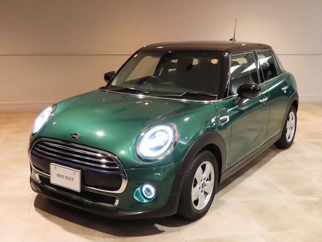 ＭＩＮＩ クーパーＤ　純正ＨＤＤナビ　Ｍサーバー　ドライブアシスト　ＳＯＳコール　ＥＴＣグローブボックス　ＬＥＤヘッドライト　前後コナーセンサー　リアカメラ　ＵＪテールレンズ　純正１５インチアルミ　２年保証　認定中古車（10枚目）