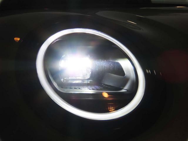 ＭＩＮＩ クーパーＣ　クラシック・トリム　携帯連動ナビ　クラシックトリム　オートエアコン　オートワイパー　ＬＥＤヘッドライト　衝突軽減ブレーキ　純正リアカメラ　純正１７インチアルミ　２年保証　認定中古車（22枚目）