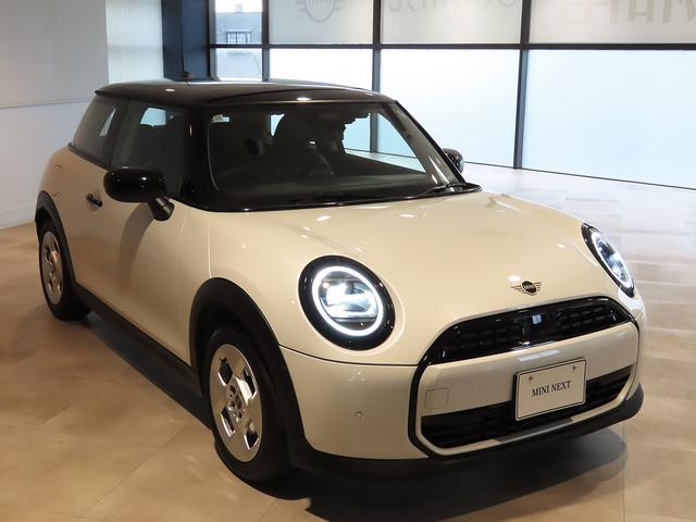 ＭＩＮＩ クーパーＣ　クラシック・トリム　携帯連動ナビ　クラシックトリム　オートエアコン　オートワイパー　ＬＥＤヘッドライト　衝撃軽減ブレーキ　純正リアカメラ　純正アルミ　整備記録（9枚目）