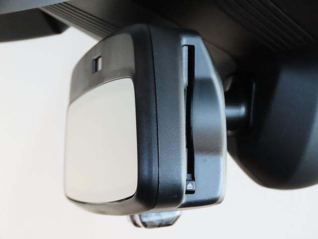 ＭＩＮＩ クーパーＣ　クラシック・トリム　携帯連動ナビ　クラシックトリム　オートエアコン　オートワイパー　ＬＥＤヘッドライト　衝撃軽減ブレーキ　純正リアカメラ　純正アルミ　整備記録（17枚目）